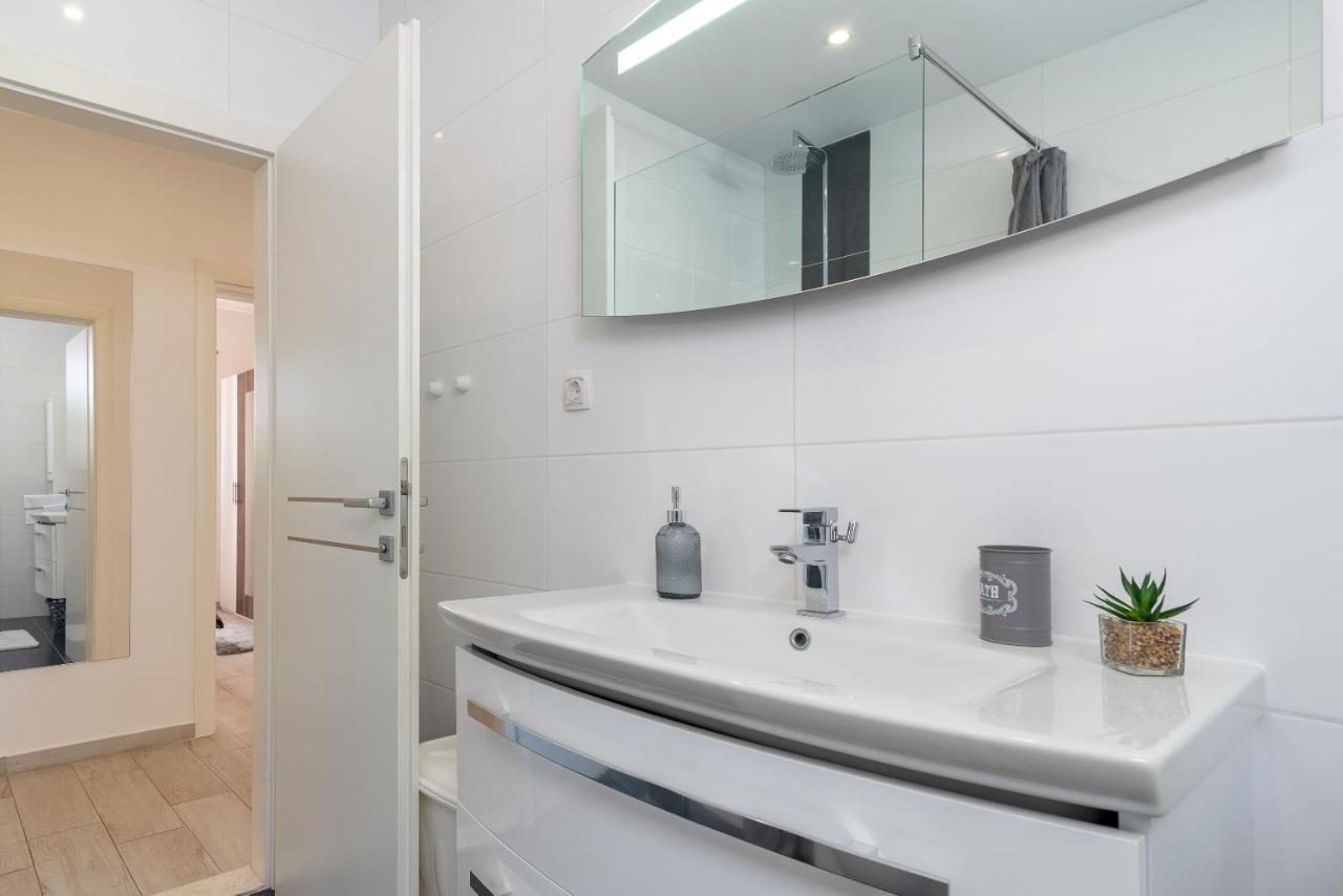 Apartment Ela Τρογκίρ Εξωτερικό φωτογραφία