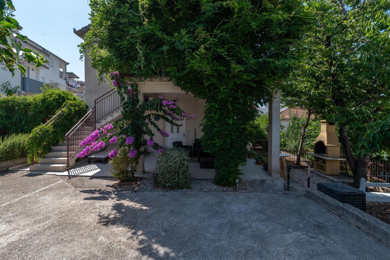 Apartment Ela Τρογκίρ Εξωτερικό φωτογραφία